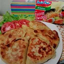 Martabak Segitiga Ayam Bawang