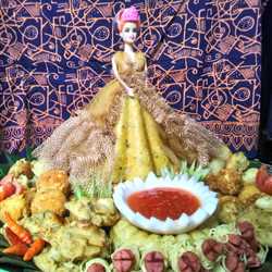 Tumpeng Barbie Mie Schotel