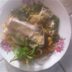 Criyuq mie Siram Stim Salmon