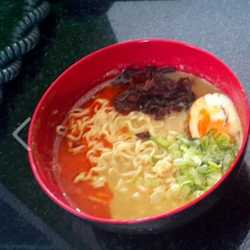 japan curry ramen dengan indomie kaldu ayam