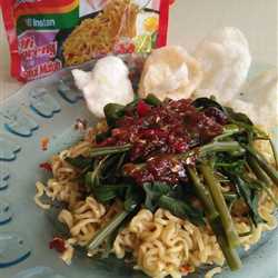 Rujak kangkung mie