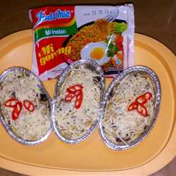Skumimur ( skutel indomie jamur )