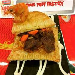 Indomie puff pastry