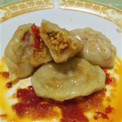 Gyoza isi mie pedas mantap 