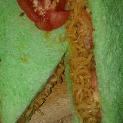 SANDWICH NOODLE