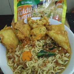 Indomie Pangsit Tahu Sayur