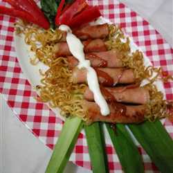 INDOMIE GORENG BEEF ROLLS