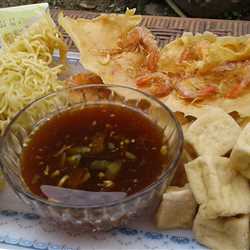 INDOMIE KUAH TAHU PONG / KHAS SEMARANG