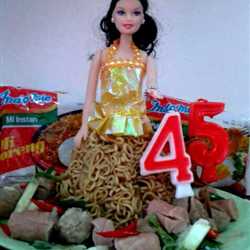 Indomie goreng Barbie saus sosis asam manis