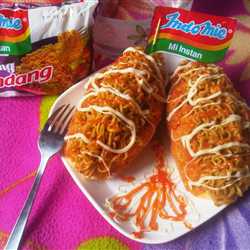 roti abon isi mie goreng rendang saus mayones 