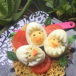 Nest Mie with Cute Eggs!