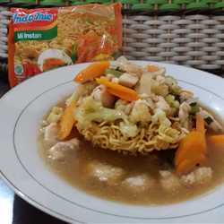MIE GARING SIRAM KUAH AYAM SPESIAL INDOMIE