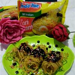 PiGuMie (Pisang Gulung Indomie) saus coklat