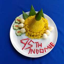 Tumpeng Indomie Pedas
