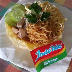 Indomie Goreng Cawan Lumpia