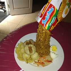 Cilok siram air terjun mie