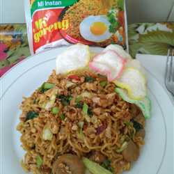 Indomie Goreng Bumbu Kacang