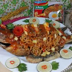 Goyang mujaer indomie asam manis