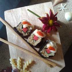Sushi indomie ori