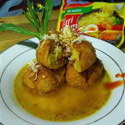 Indomie Baso Kari Ayam Kornet keju