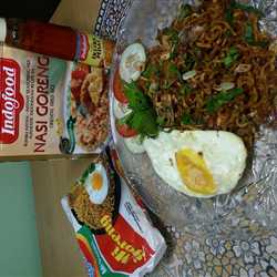 Mie Nas Tel Goreng Oriental (Indomie Nasi Telur Goreng rasa Oriental)