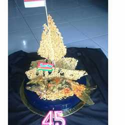 Indomie Goreng Pedas Ikan Patin Mahakam