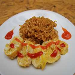 Noodlette (Noodles + omellete)