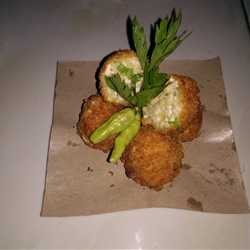 Nuget mie bola bola tahu