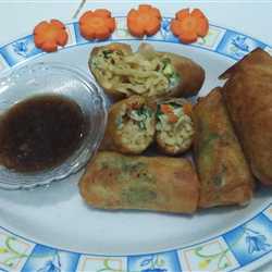 Lumpia mie saus tiram
