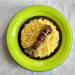 indomie kuah hitam