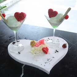 indomie beat love with ice cream valentine ( UNIQMIE )