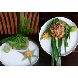 INDOMIE BAKAR DAUN PANDAN