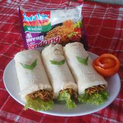 roti gulung indomie goreng