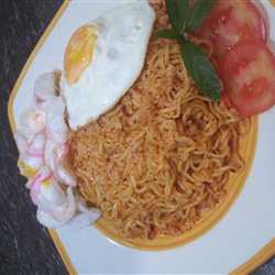 Mie nasi goreng rica pedas 