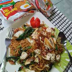 Indomie Goreng Tabur Ayam Goreng