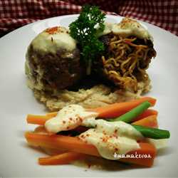 Indomie Goreng Meatball