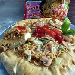 Pizza Mie Jamur
