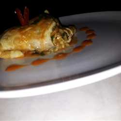 INDOMIE VEGETABLE ROLLS EGG