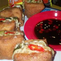 hot pong berontak indomie kaldu with sambal saos tiram