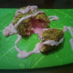 Burger Es Goreng Indomie Pink Lava (Bugenvil)