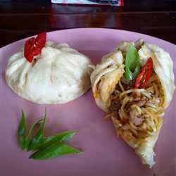 Bakpao Isi Indomie Rica-rica