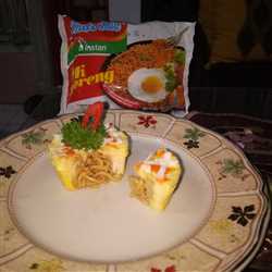 Pie Telur Mini isi Mie Goreng