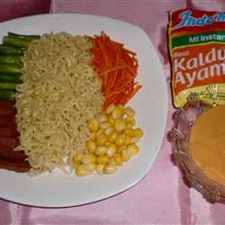 SALAD INDOMIE