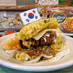 Korean Bulgogi Hotdog Indomie
