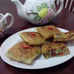 Martabak Indomie Bumbu Seblak dengan Daging Asap