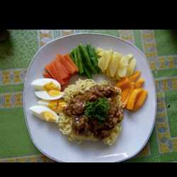 Indomie saus steak gizi seimbang