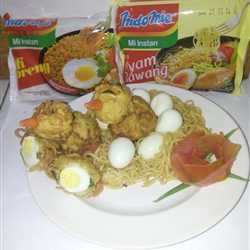 Bola Mie Isi Telur Puyuh