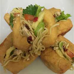 Salad sehat Indomie goreng sambal matah bungkus tahu