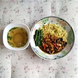 Mie ayam jamur