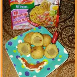 Indomie bulat isi bakso